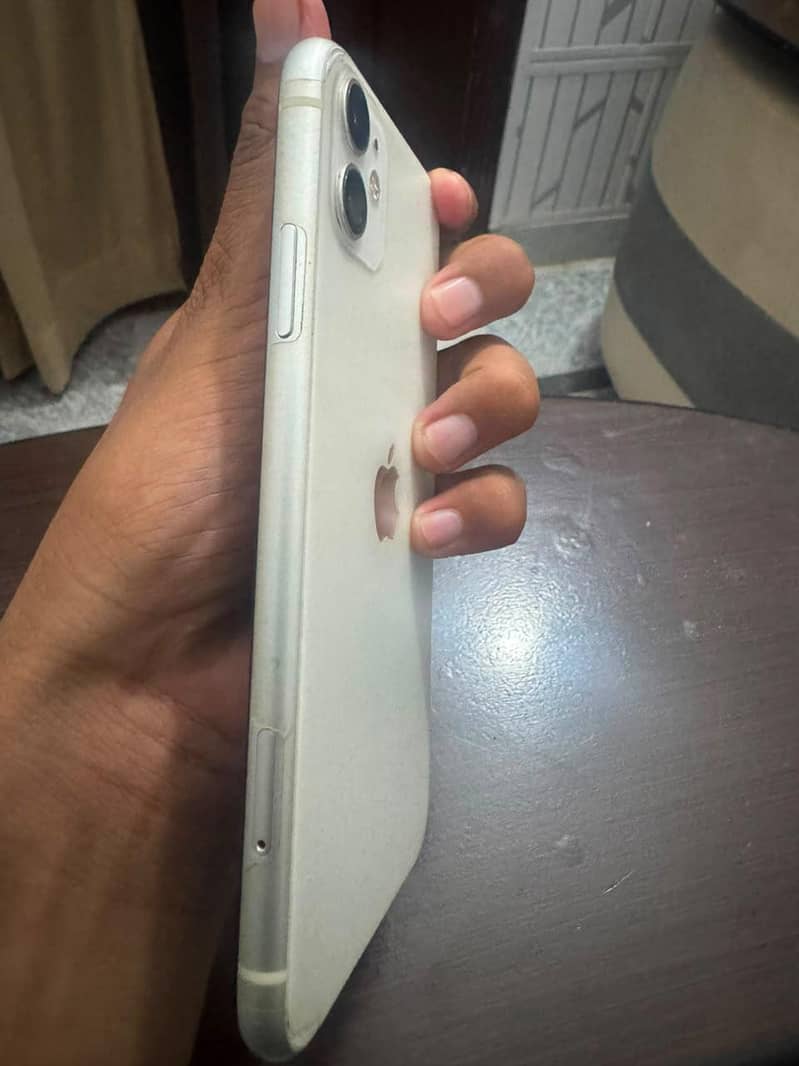 Apple iPhone 11 2