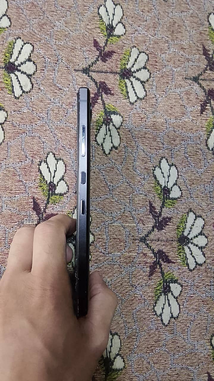 BlackBerry KEY2 3