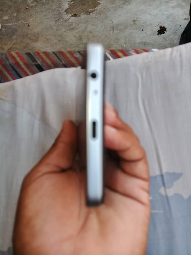 Tecno Spark 3 2