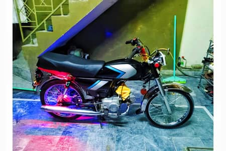 Honda CD 70 for Sale  Single hand direct hand driven