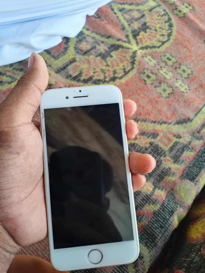 Apple iPhone 7 4