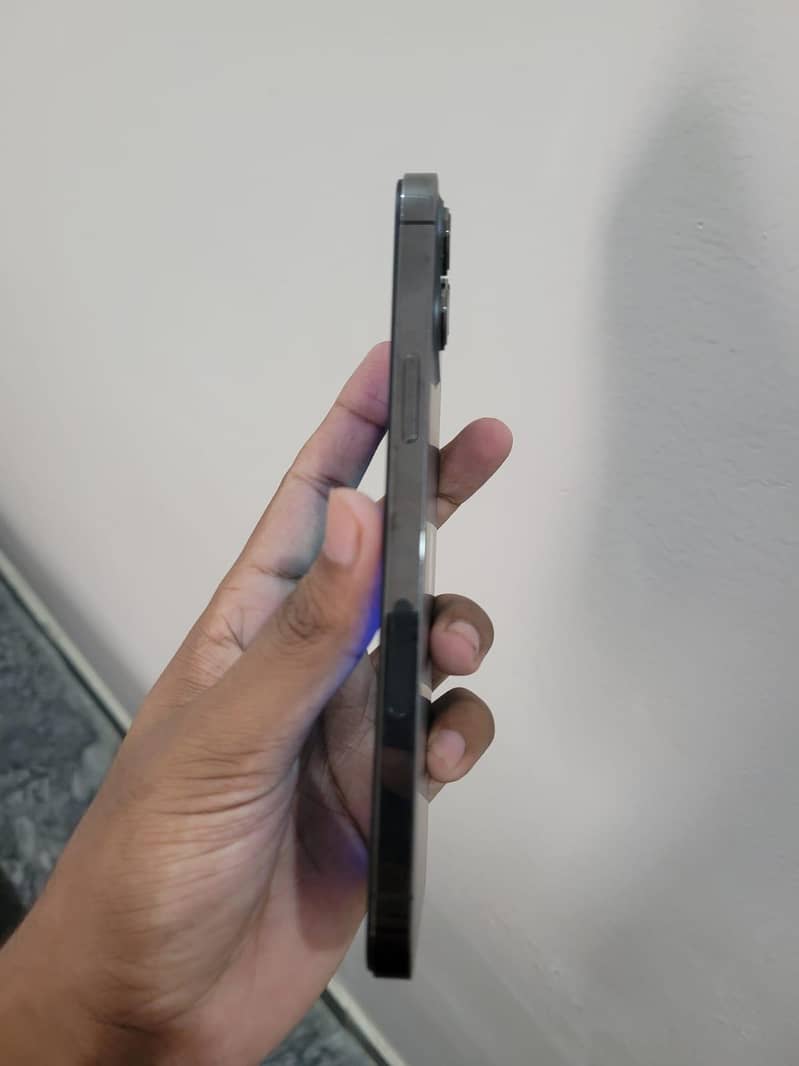 Apple iPhone 12 Pro Max 6
