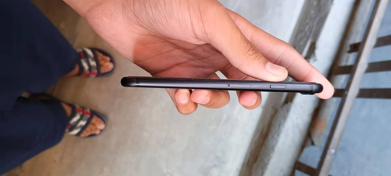 Apple iPhone 7 2