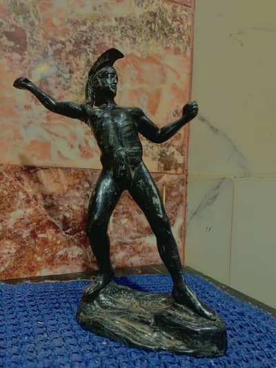 Roman/Greek Spartan Warrior antique item antique