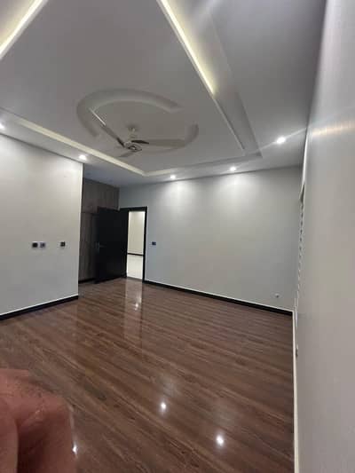 10 Marla Upper Portion Available For Rent In Phase 8 Over Seas Sector 6