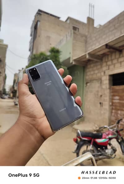 Samsung Mobile S20 Plus