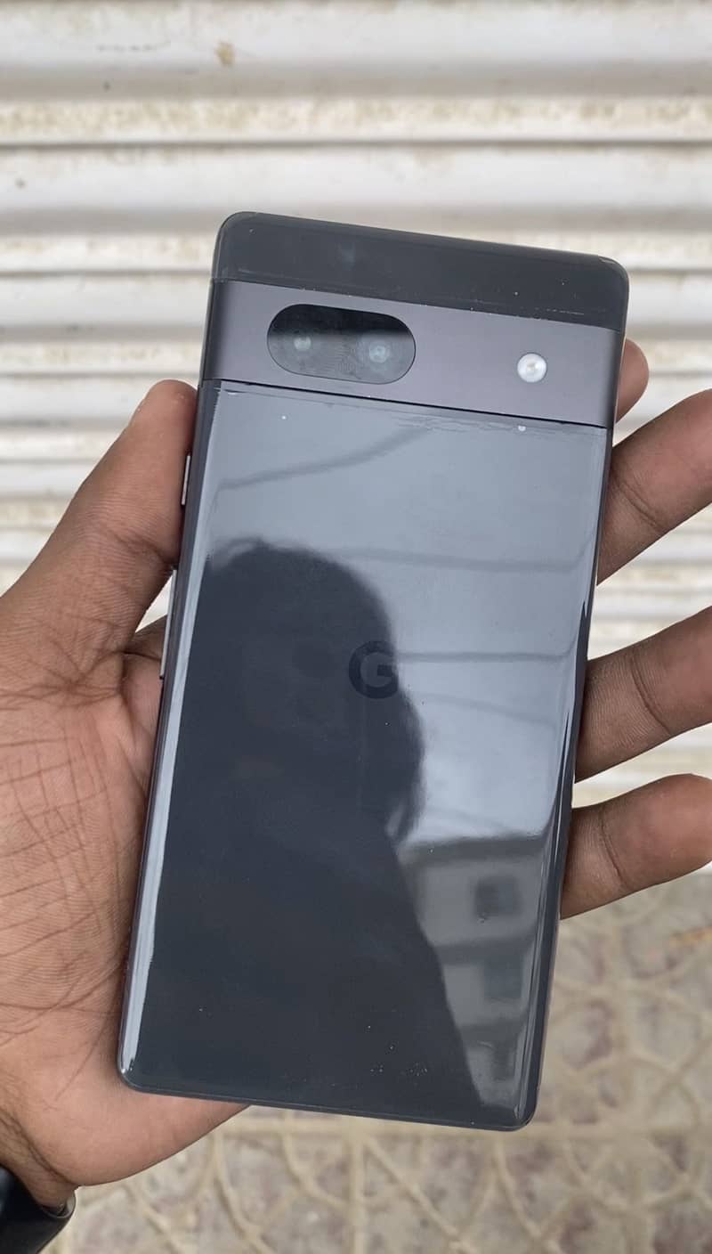 Google Pixel 7a 4