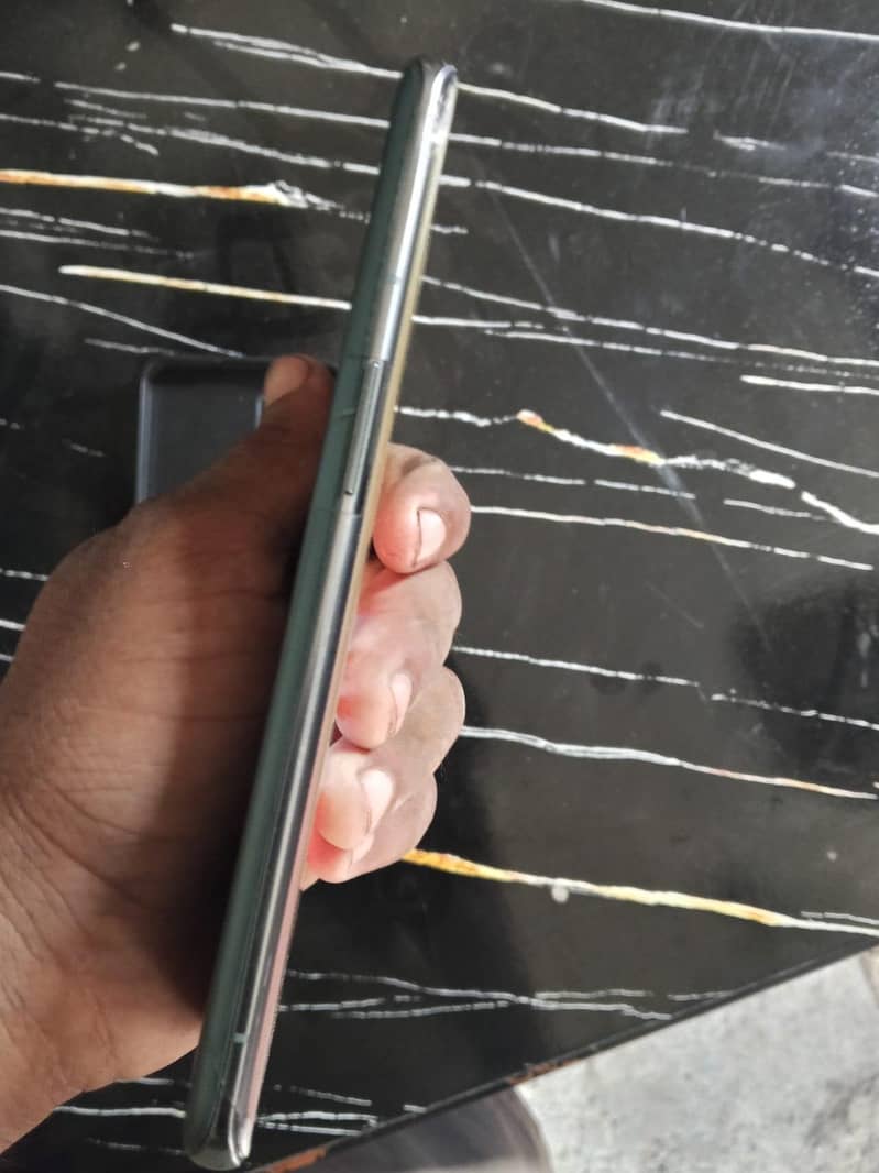 One Plus 9 Pro 4