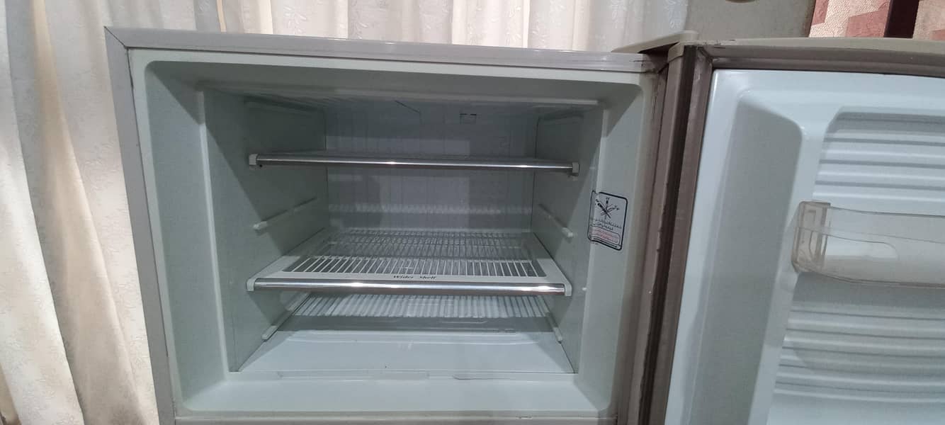 Dawlance Monogram fridge 5