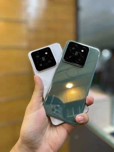 Xiaomi 14 Pro 12GB / 256GB Snapdragon 8 Gen 3 Amoled Flagship Phone
