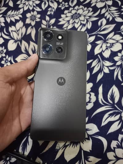 Motorola Moto G75