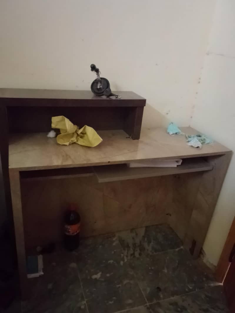 study table sale 0