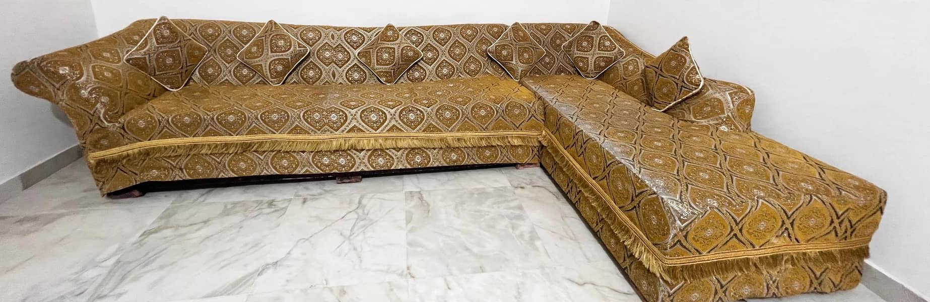 sofa set 0