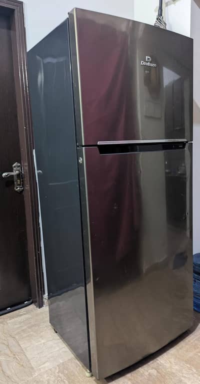 Refrigerator for Sale – Modern & Spacious