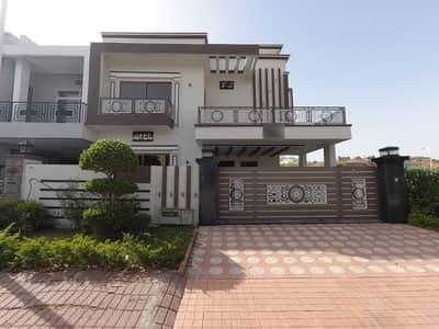 Beautifully Constructed On Excellent Location House Is Available For sale In Bahria Greens - Overseas Enclave - Sector 6