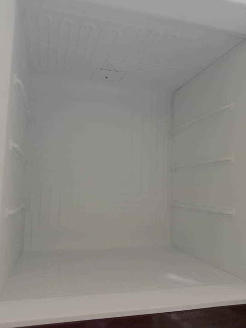 pel fridge good condition 4