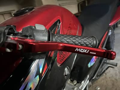 Moxi lever