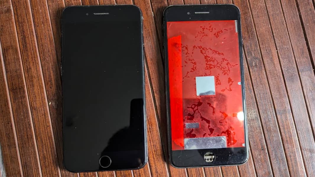 2* iPhone 7 Pluses 4