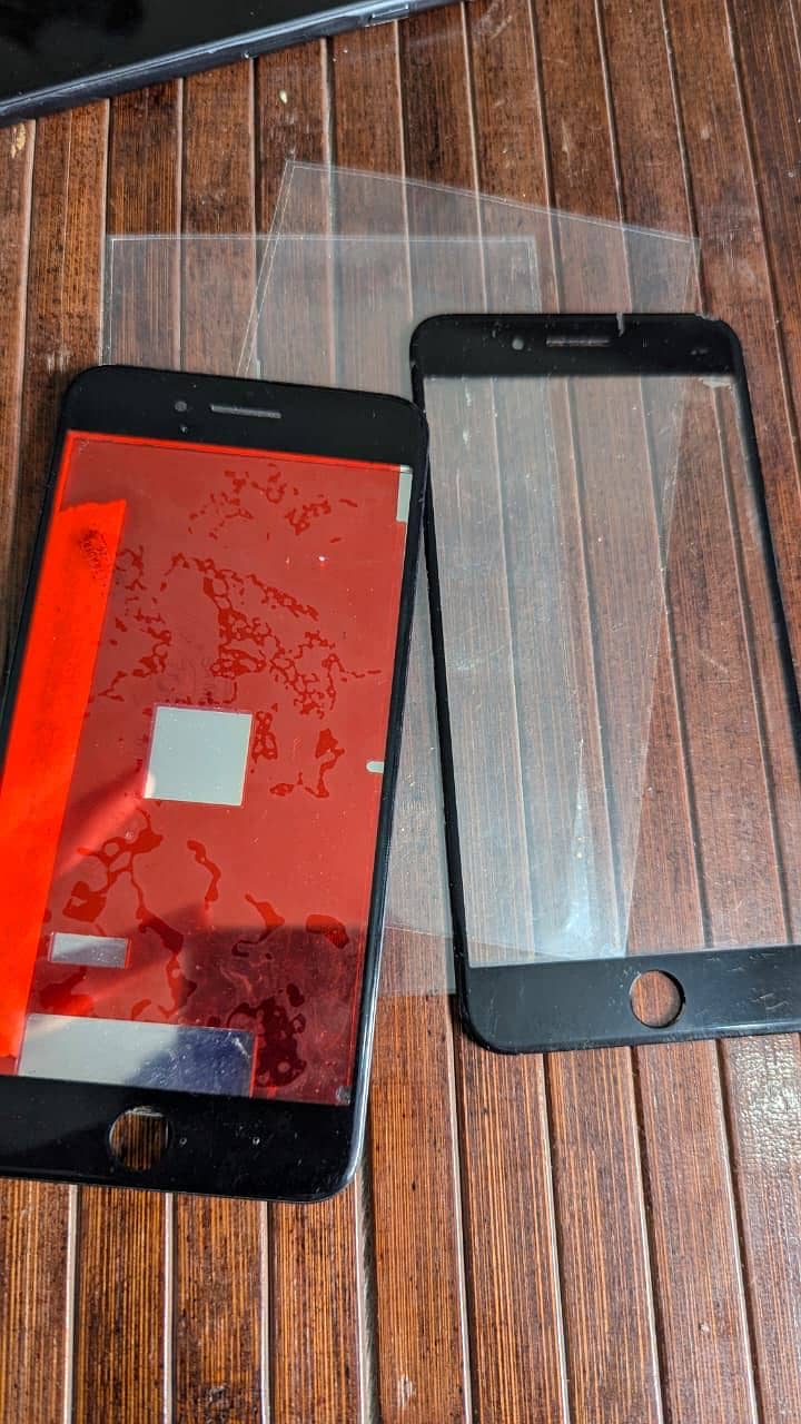 2* iPhone 7 Pluses 5