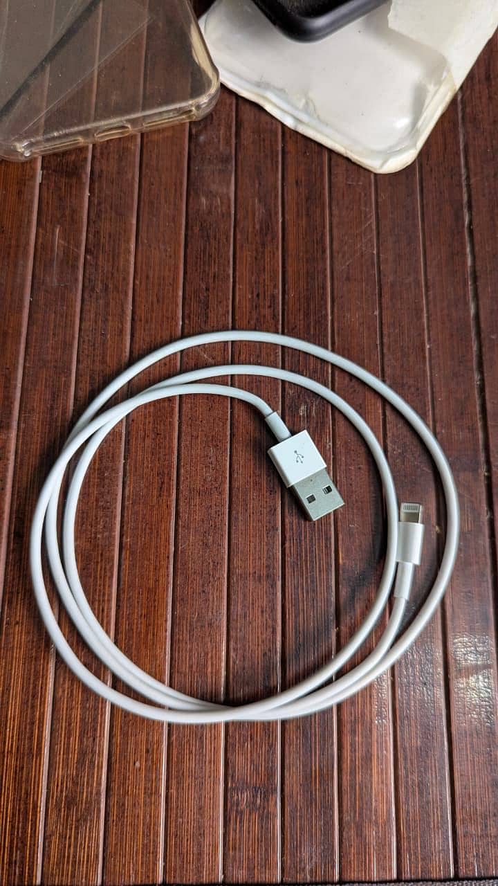2* iPhone 7 Pluses 10