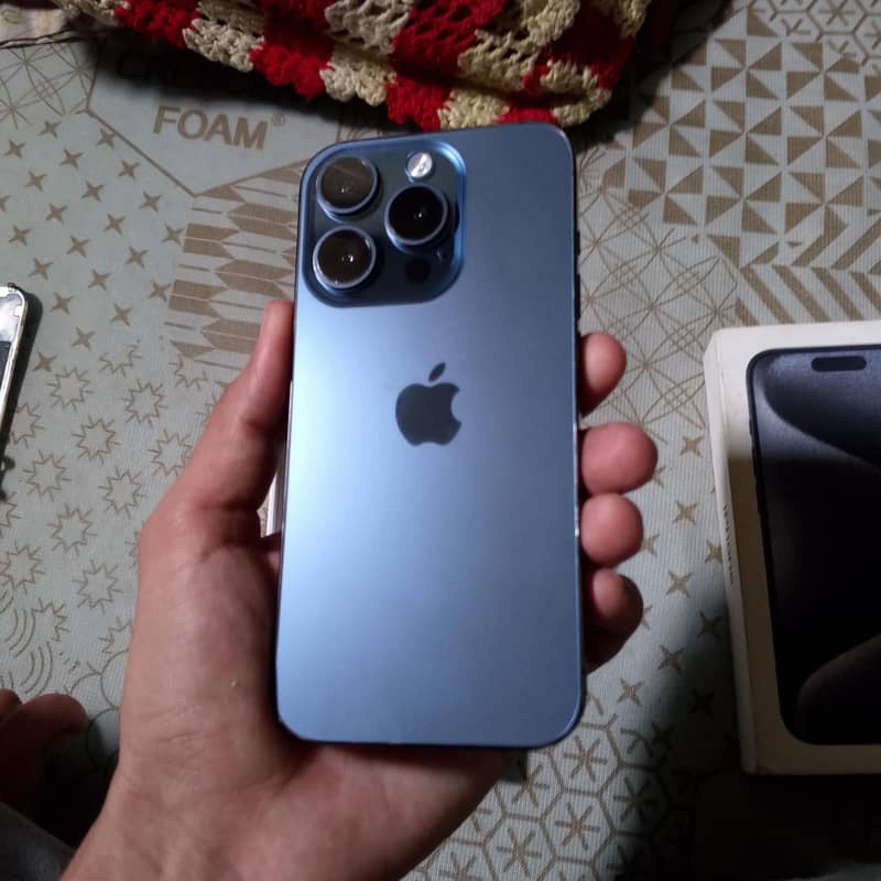 Apple iPhone 15 Pro 0