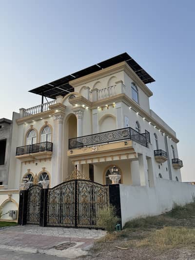 10 Marla Triple Story Spanish Fully Deisgner House Islamabad With Swimming Pool And Solar Bahria Town Islamabad