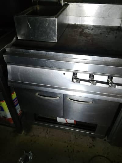 Restaurant machine (BBQ, BROST etc)