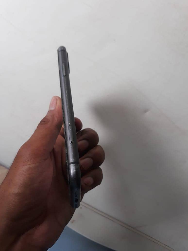 Apple iPhone 11 2