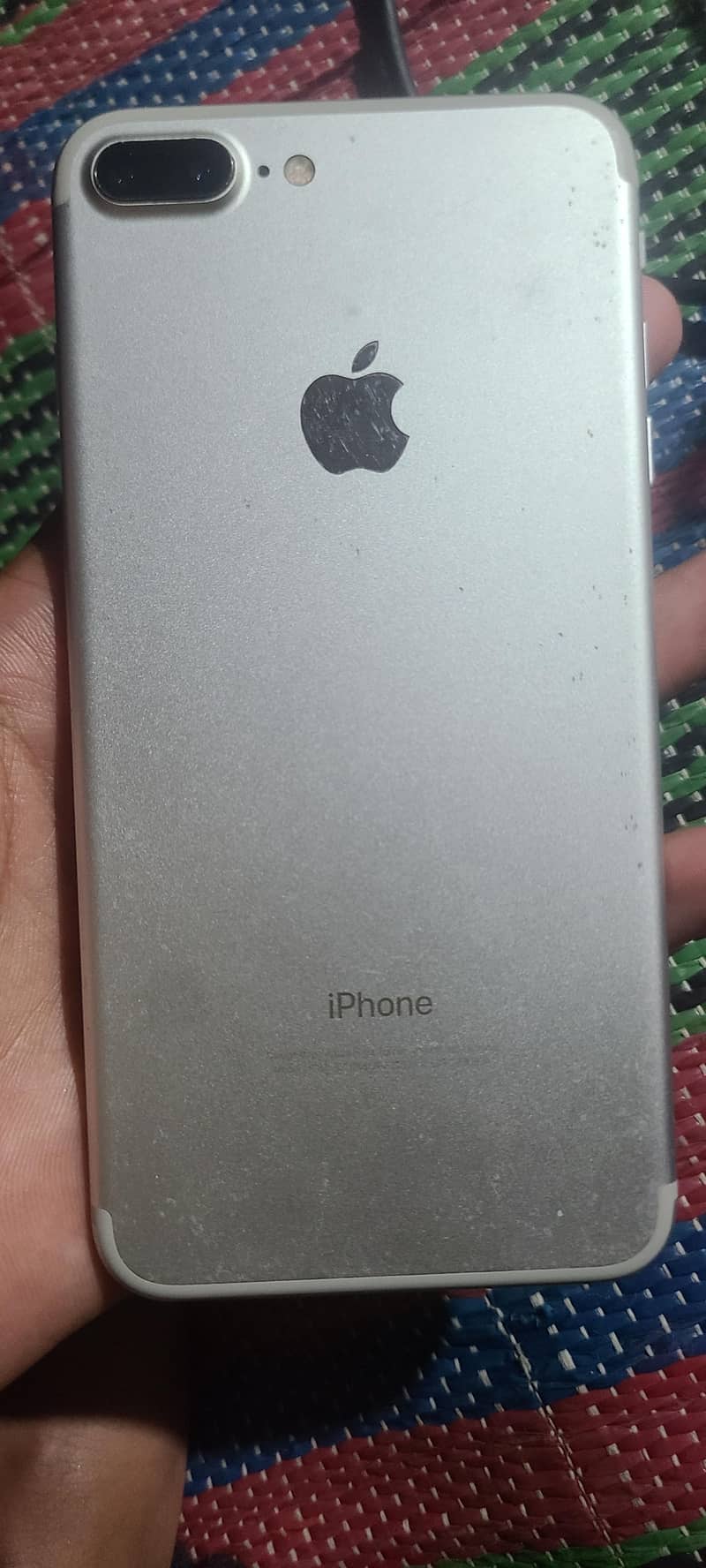 Apple iPhone 7 Plus 1