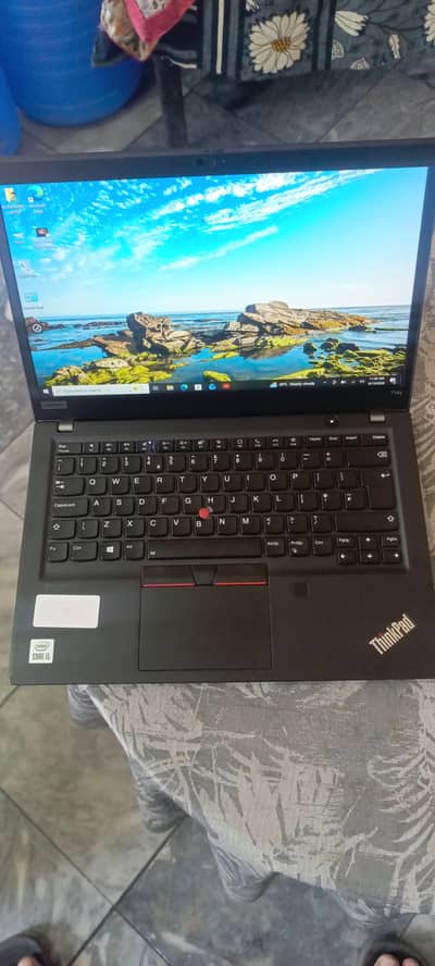 Lenovo T14S 10 gen 16gb touch screen