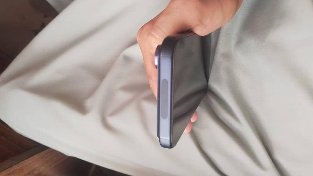 Apple iPhone 17 Pro Max 7
