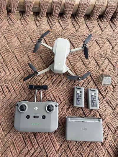 dji mini2se fresh conditions and working