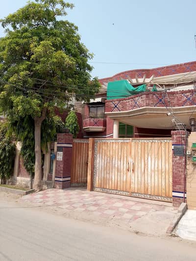 Double Storey 13 Marla House Available In Shalimar Colony For Sale