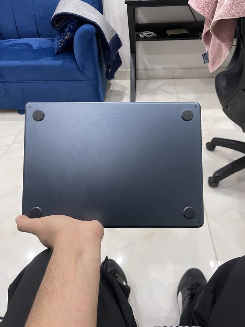 Macbook m3 4