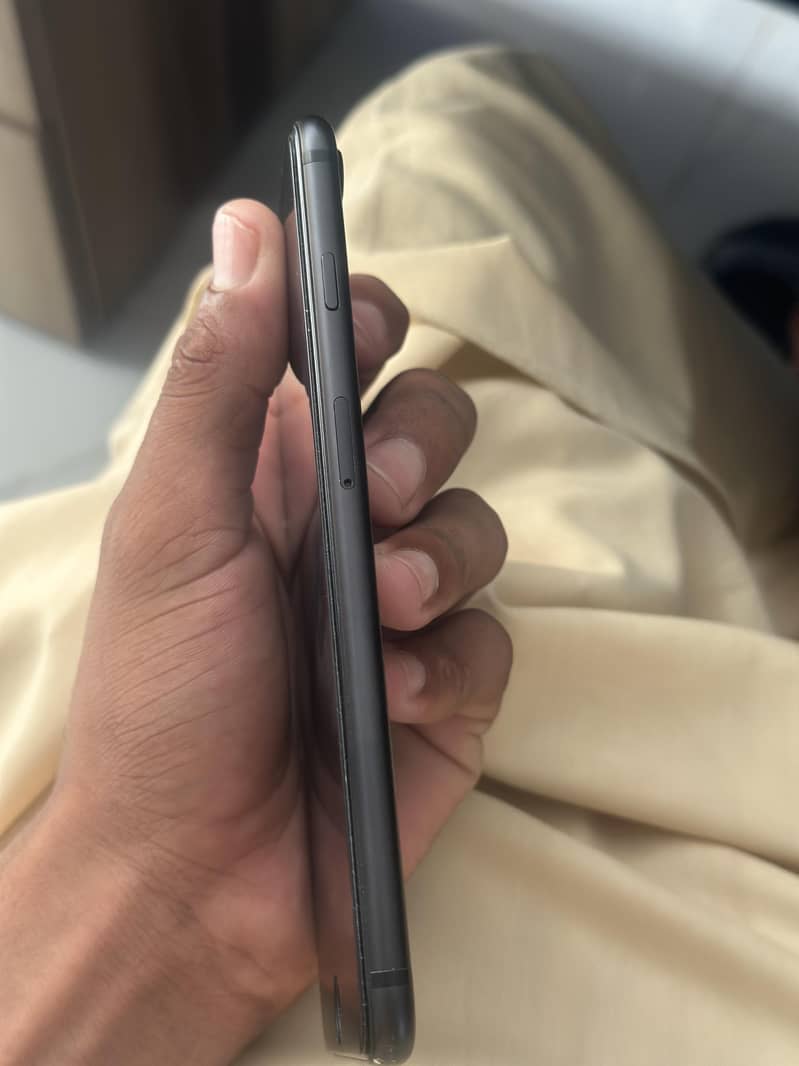 Apple iPhone 7 Plus 4