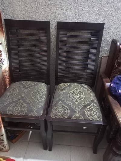 Dinner chair for sale