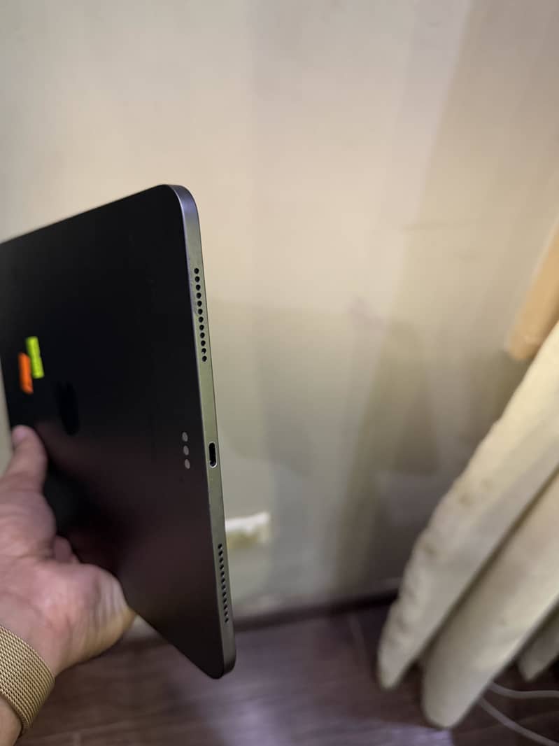 iPad Air 5th Generation 0