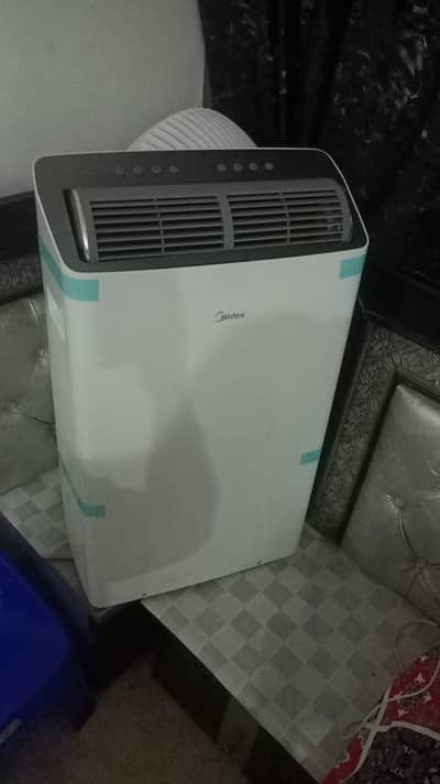 portable air conditioner ( Heat & Cool )