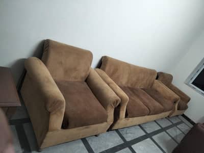 5 seaters sofa color Camel brown  double shades