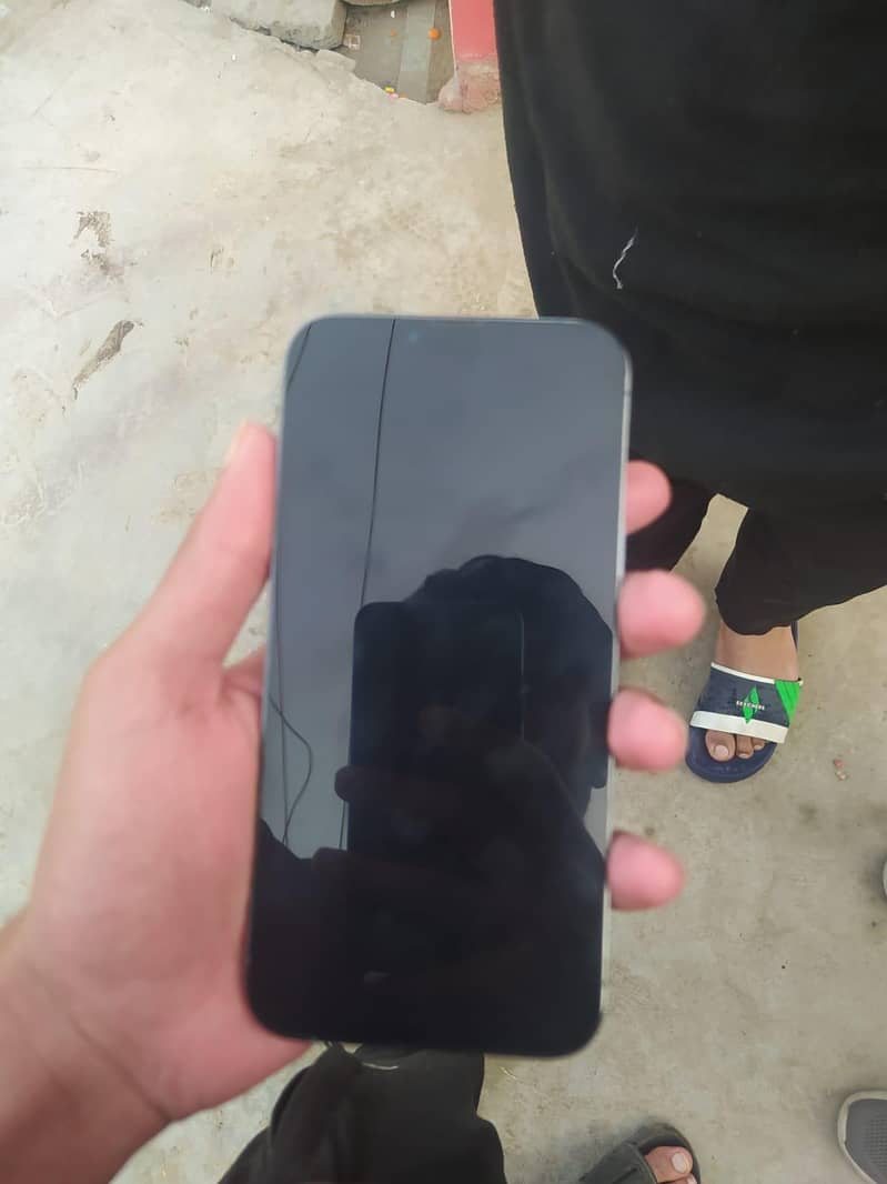Apple iPhone 13 Pro Max 2