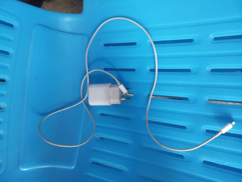 iPhone 14 pro max cable 1