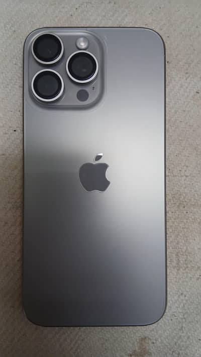 iphone 15 pro max Natural 256 jv