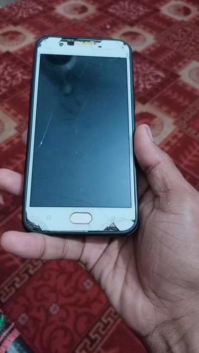 OPPO A57