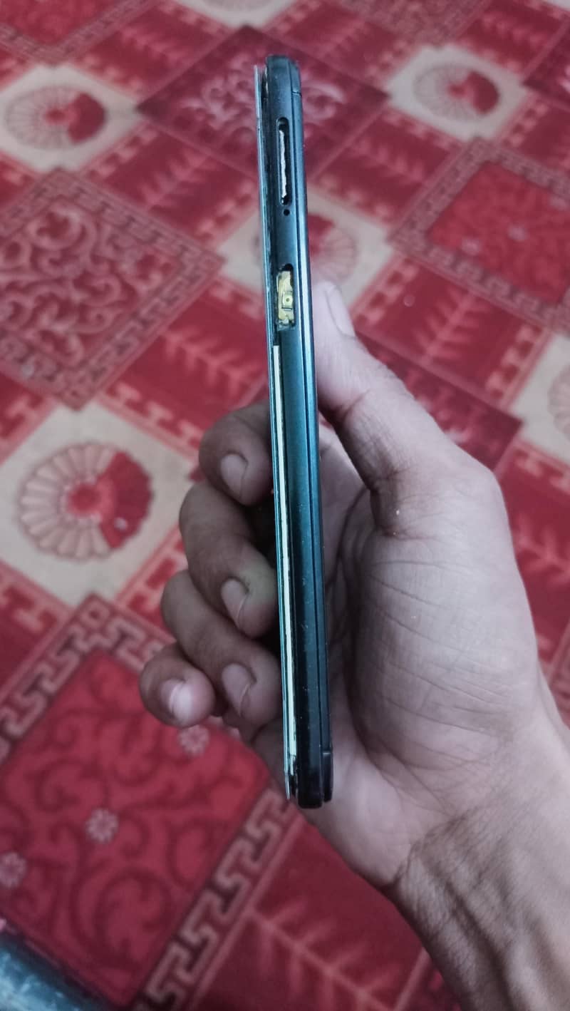 OPPO A57 1
