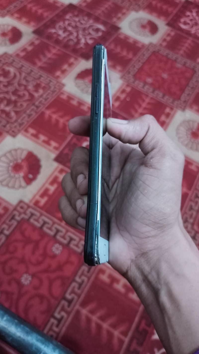 OPPO A57 5