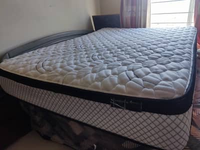 Made in USA -Mattress Restonic Comfort Care Gel Memmory Foam Pilow Top