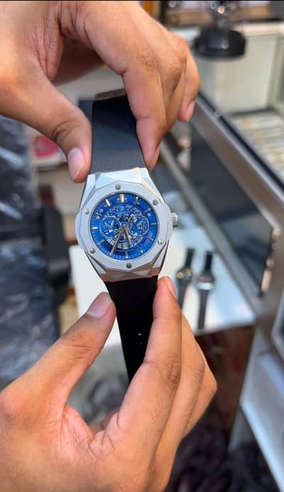 Hublot strap watch ha new