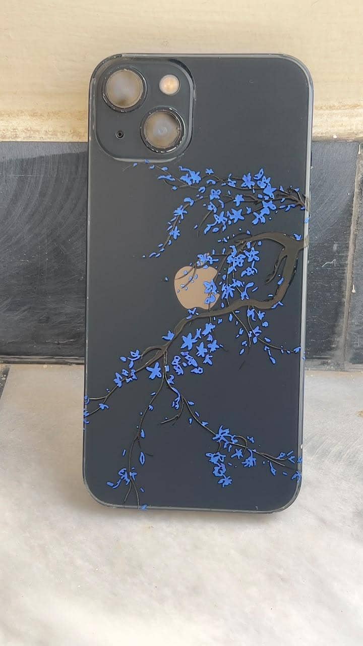 Apple iPhone 13 4