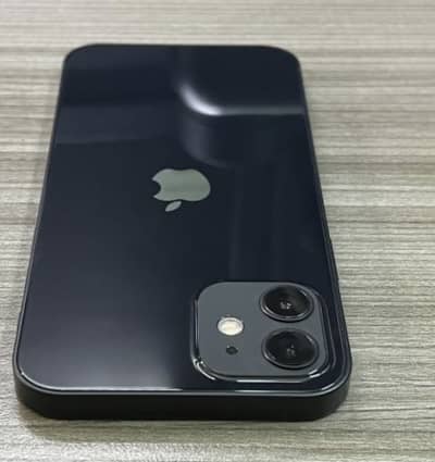 Apple iPhone 12