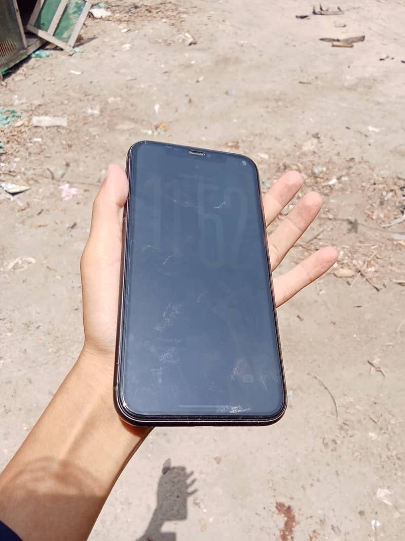 Apple iPhone 11 5